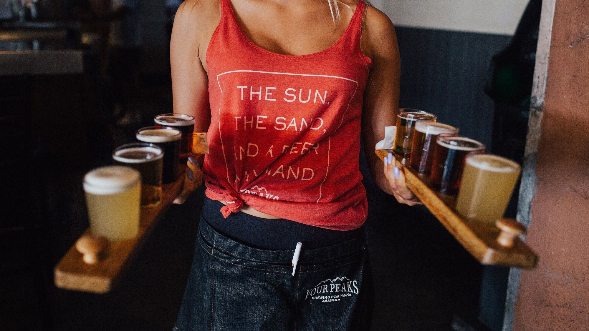 Вчені з'ясували, чи варто пити пиво перед вином - фото 1