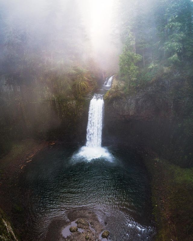 Подорожі Майкла Метті з висоти пташиного польоту: яскраві фото - фото 306441