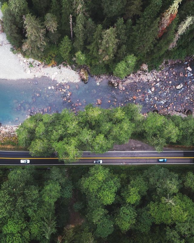 Подорожі Майкла Метті з висоти пташиного польоту: яскраві фото - фото 306456