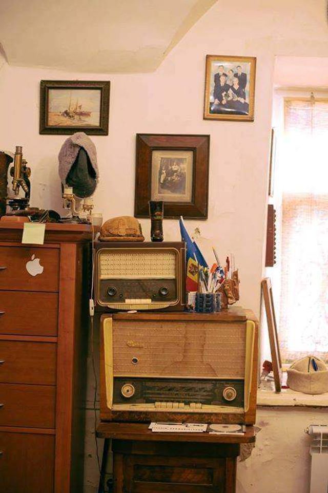 Найстаріша житлова будівля Києва у колоритних фото - фото 306700