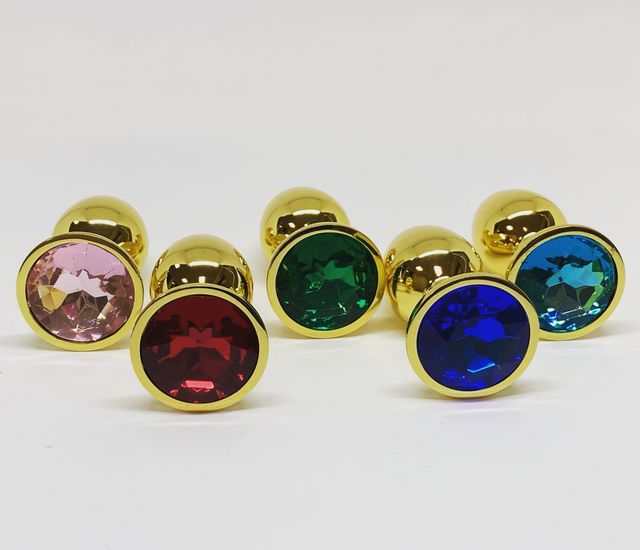 Анальні пробки можуть виглядати навіть так - фото 306794