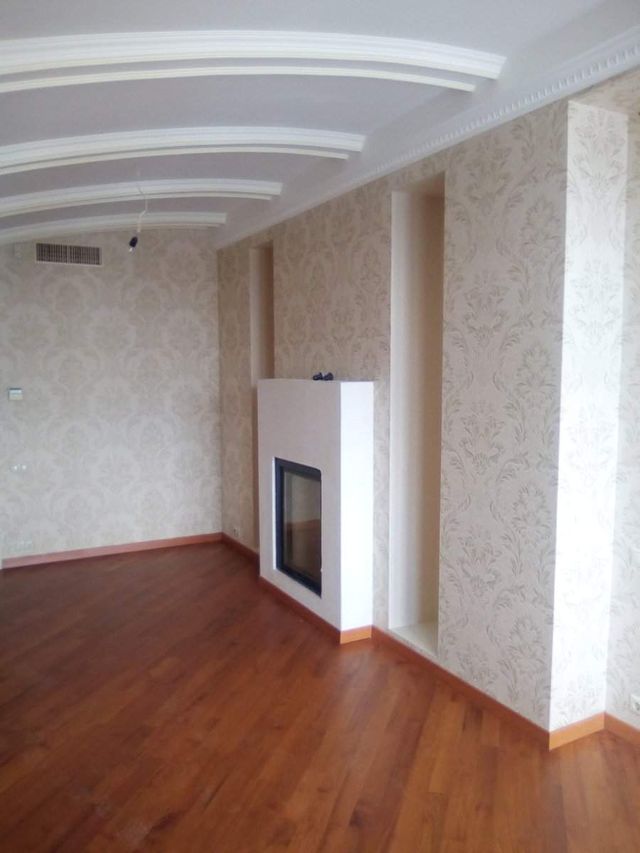 З'явилися фото київської квартири, в якій був прописаний Янукович - фото 306926