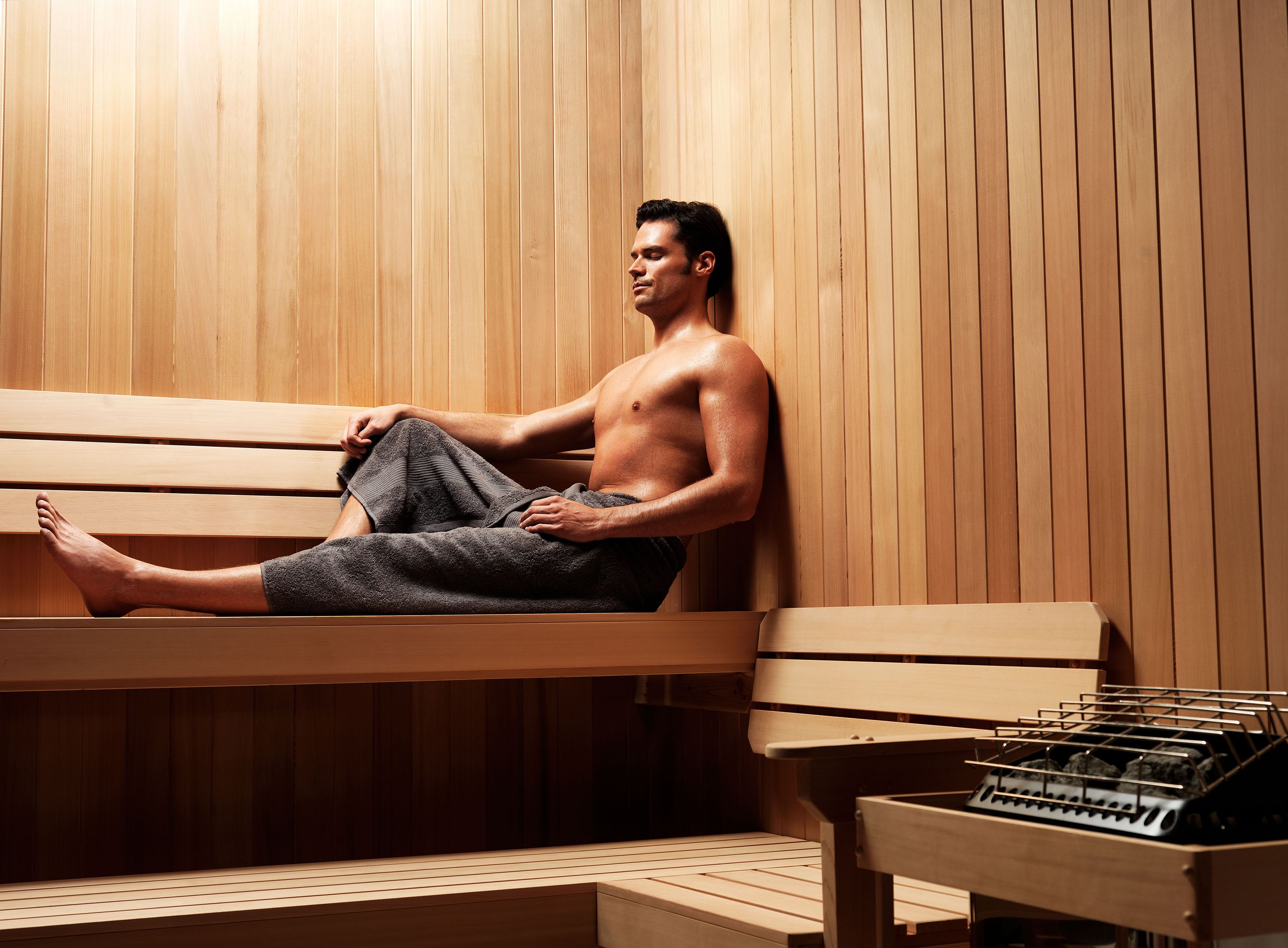 Фахівці вважають, що лазня – ідеальне доповнення до тренувань - фото 1