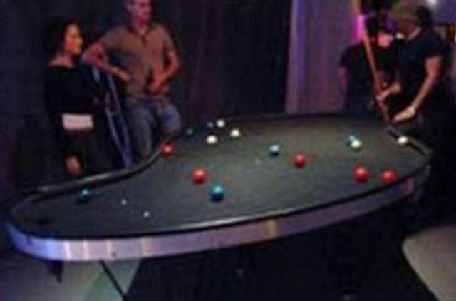 Найбільш незвичайні столи для більярду: зіграли би? - фото 307001