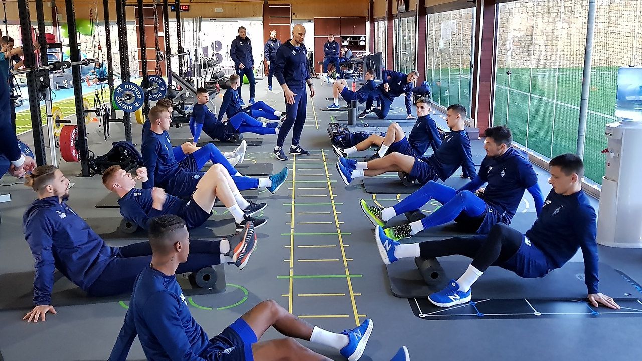 Хацкевич розповів про тонкощі відпочинку гравців Динамо - фото 1