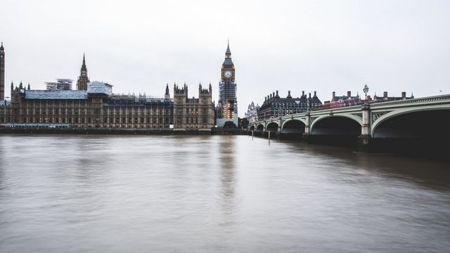 Міські пейзажі Лондона, які заворожують: фото Натана Хендса - фото 307070