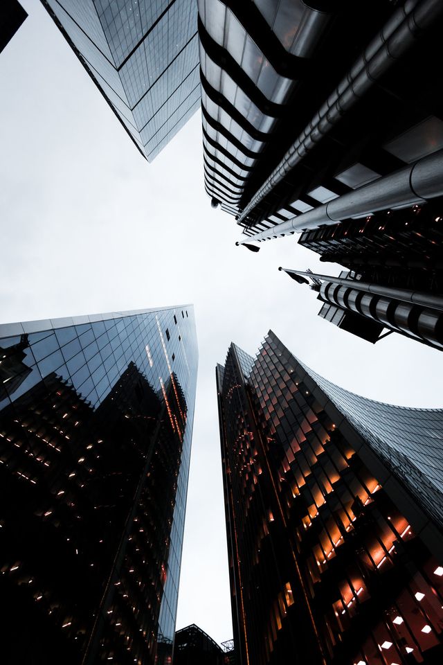 Міські пейзажі Лондона, які заворожують: фото Натана Хендса - фото 307080