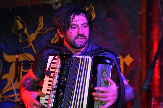 Іван Леньо, соліст гурту Kozak System - фото 307226