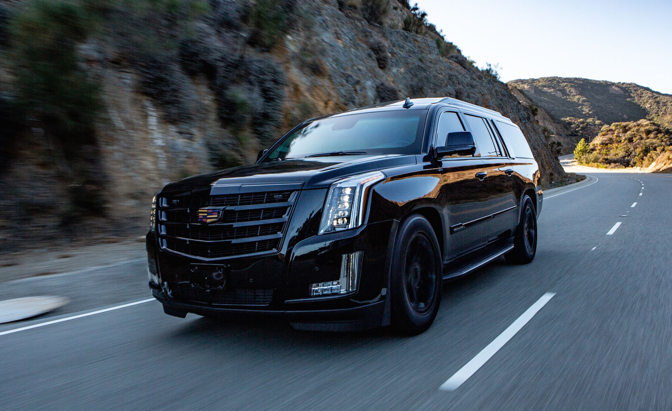 Максимум захисту: представлено броньований Cadillac Escalade