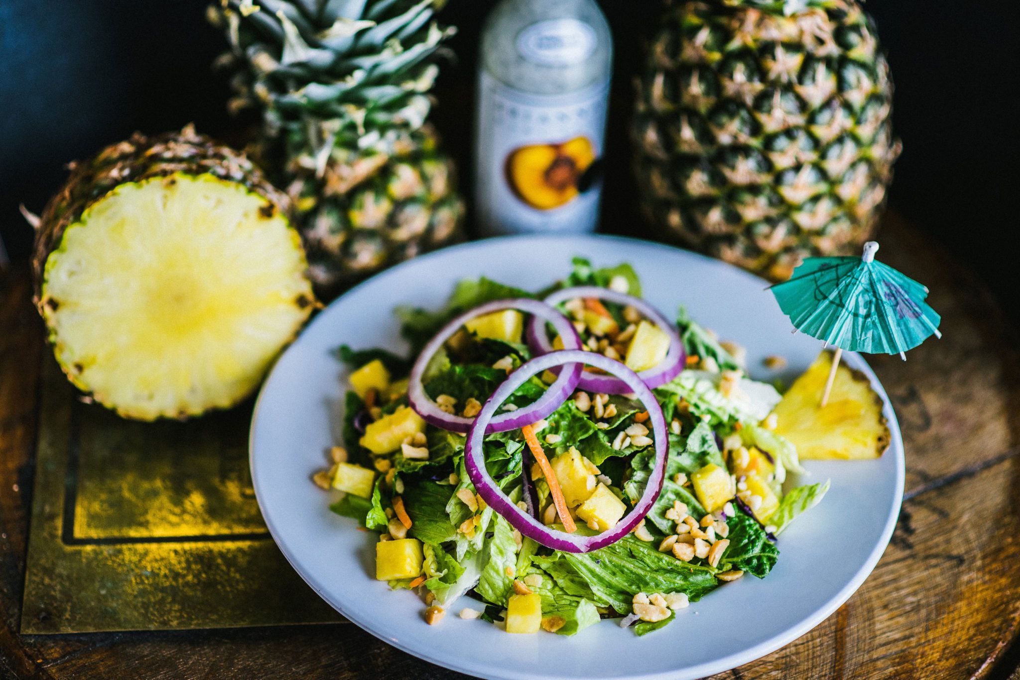 8 вагомих причин додати до раціону ананаси