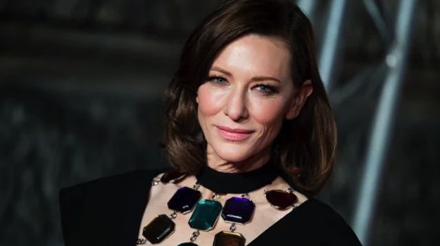 Зірка Володаря перснів кардинально змінила імідж - фото 307338