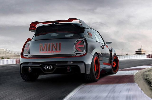 MINI готує до випуску найшвидший і найпотужніший хетчбек - фото 307515