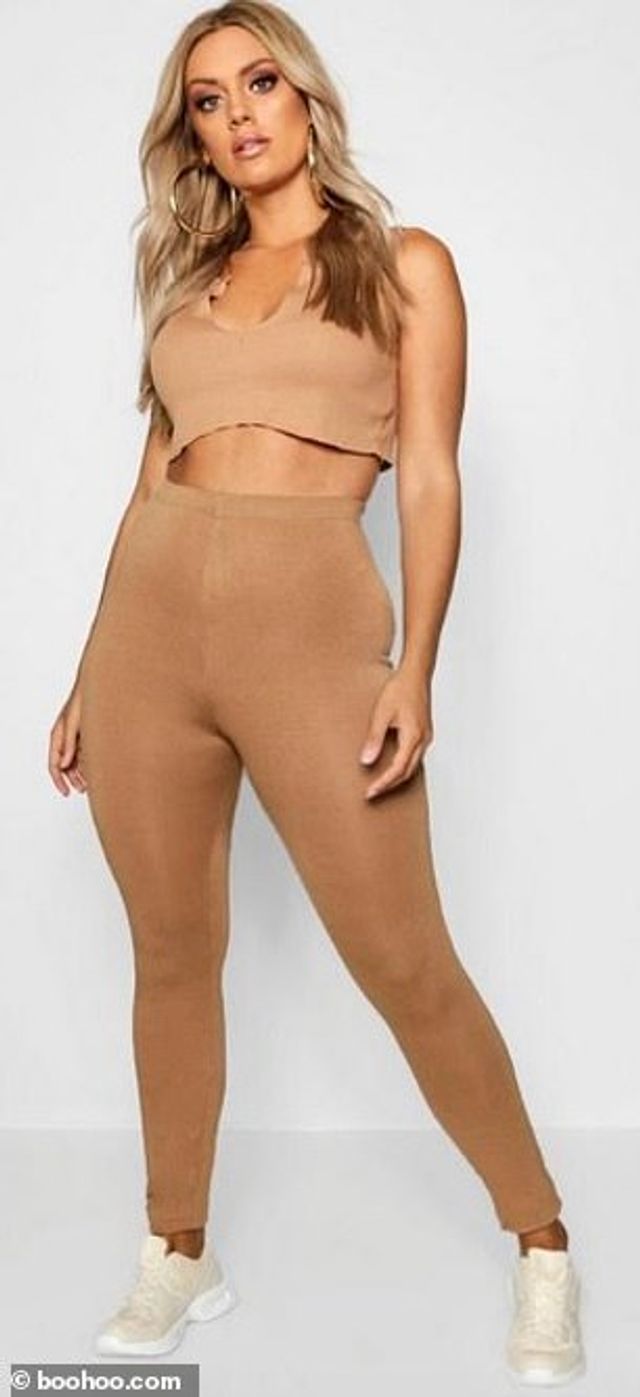 Покупців розгнівала невідповідність моделей - фото 307536