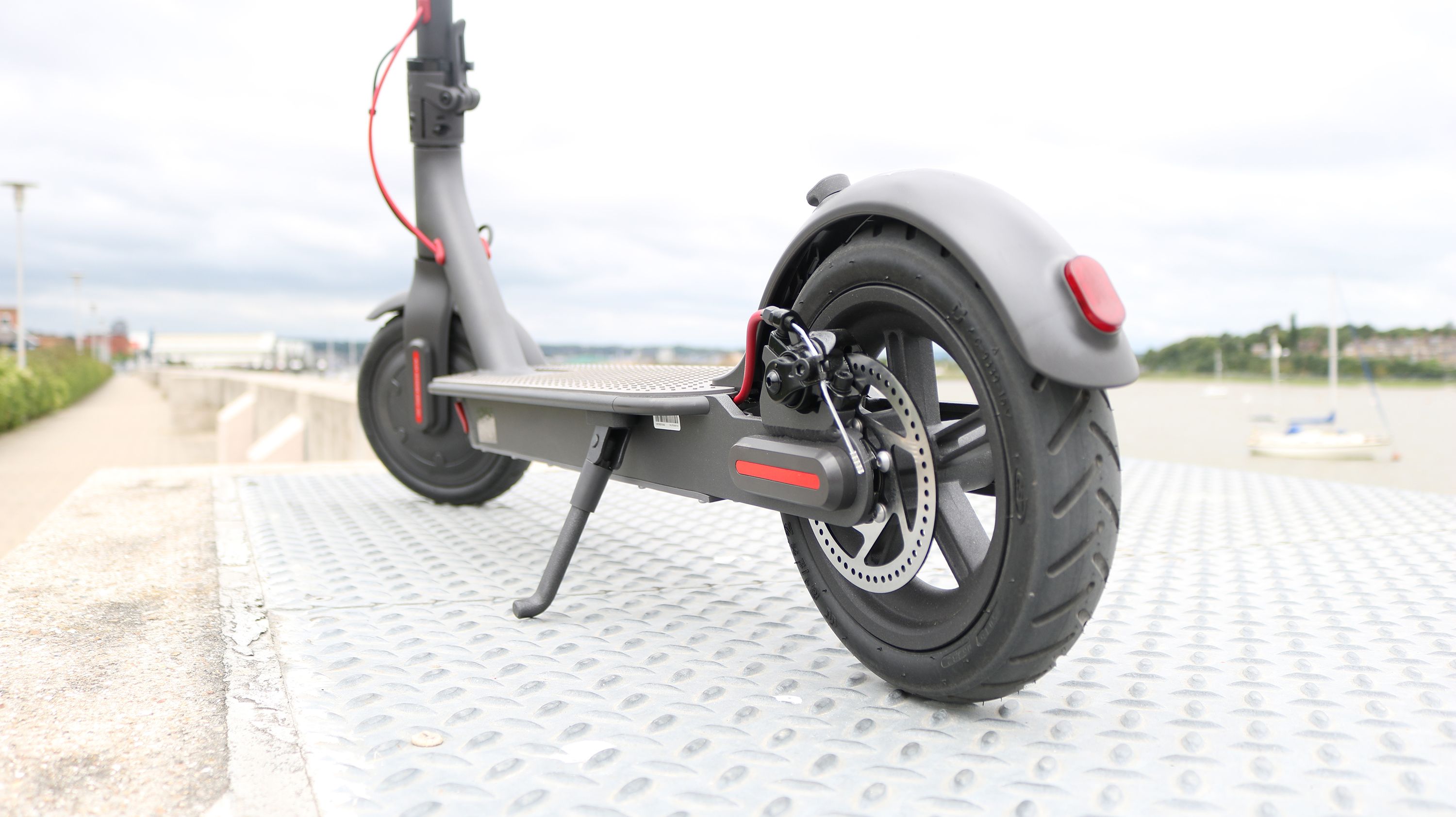 Легко вкрасти: в електросамокатах Xiaomi виявили вразливість