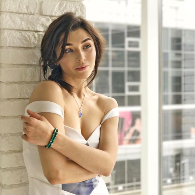 Дівчина тижня: спокуслива та гаряча ведуча Орла і Решки Аліна Астровська - фото 308293