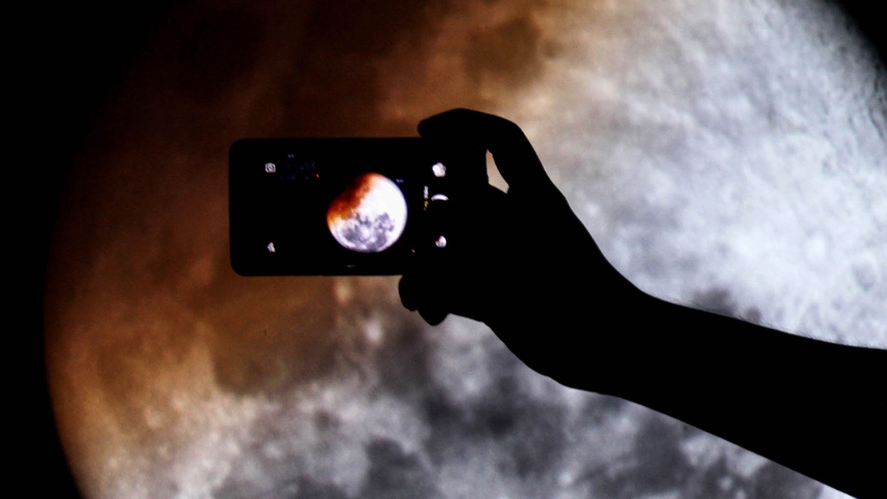 19 лютого ми побачимо Супермісяць - фото 1