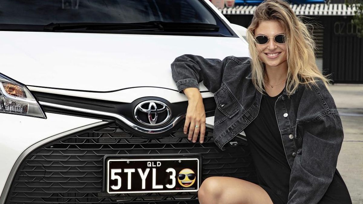 В Австралії дозволили встановлювати автомобільні номери з емодзі