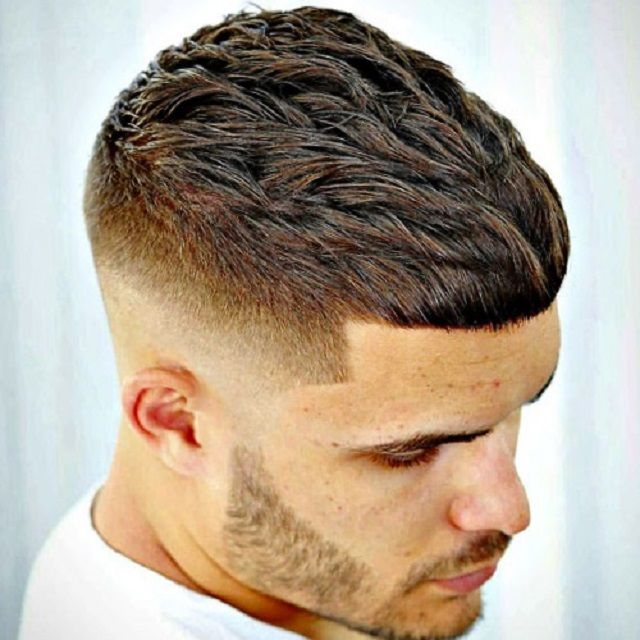 Коротка стрижка кроп - фото 309101