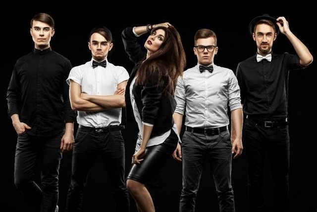 Анна брала участь у гурті The Pringlez - фото 309569