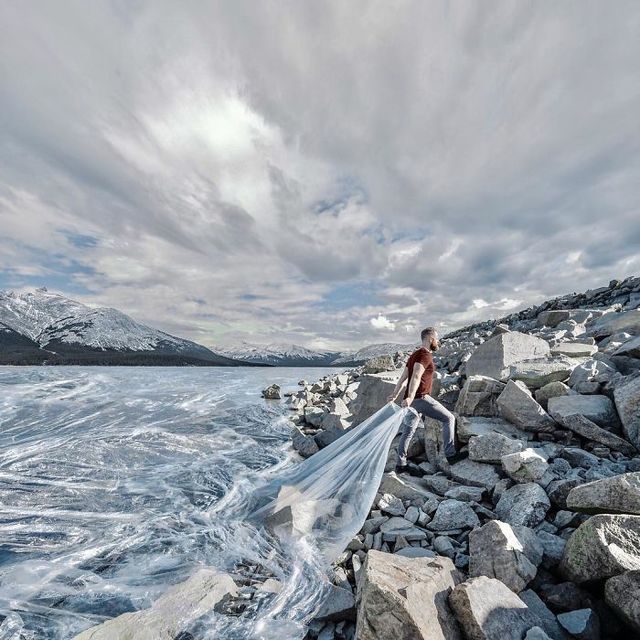 Ілюстатор змінює нашу реальність, змушуючи затримати погляд - фото 309672