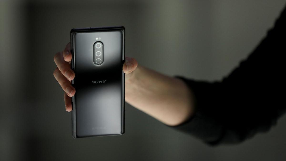 Sony представила потужний смартфон Xperia 1
