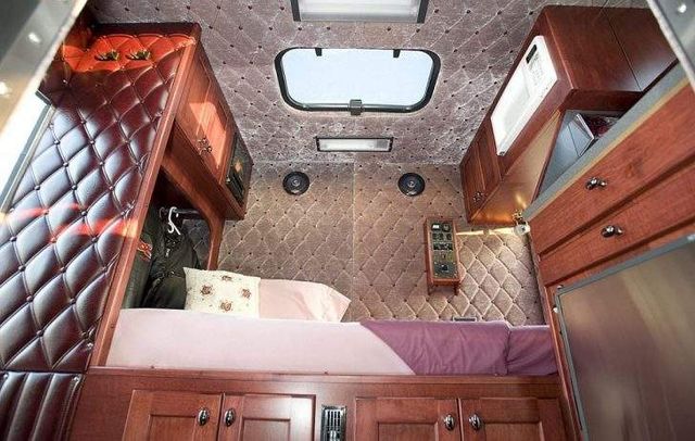 Як виглядають фургони американських далекобійників - фото 309916