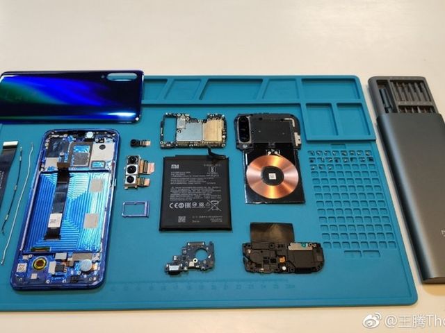 Фахівці розглянули нутрощі топового Xiaomi Mi9 - фото 309971