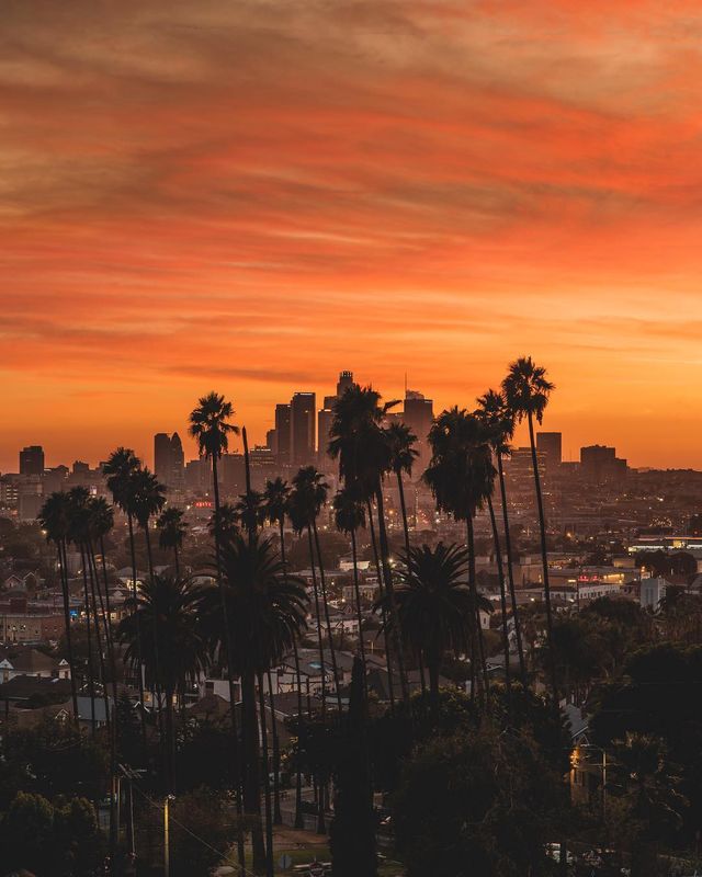 Міста світу з висоти пташиного польоту: яскраві фото мандрівника - фото 310027