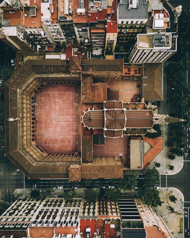 Міста світу з висоти пташиного польоту: яскраві фото мандрівника - фото 310051