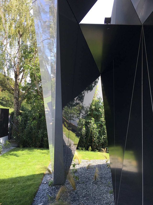 У Відні з'явився незвичайний дім-кристал: фото - фото 310390