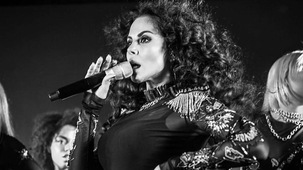 Фанати розкритикували вульгарний знімок Насті Каменських