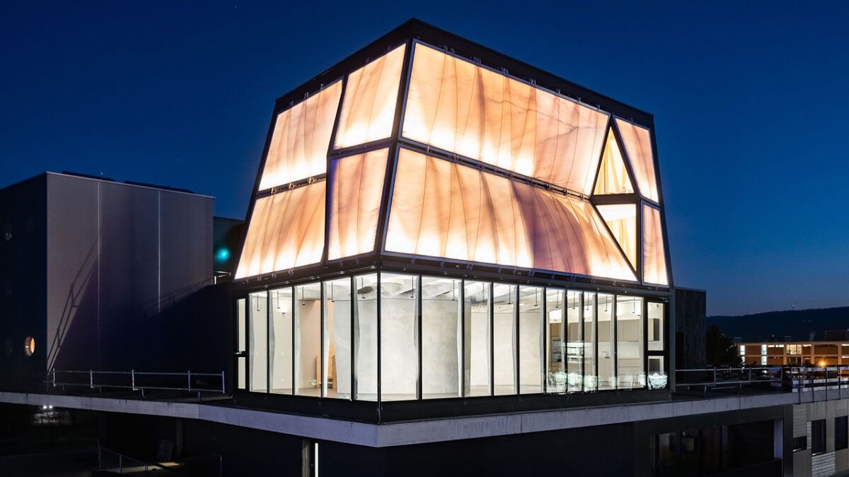 У Цюриху відкрили будинок, який побудували роботи