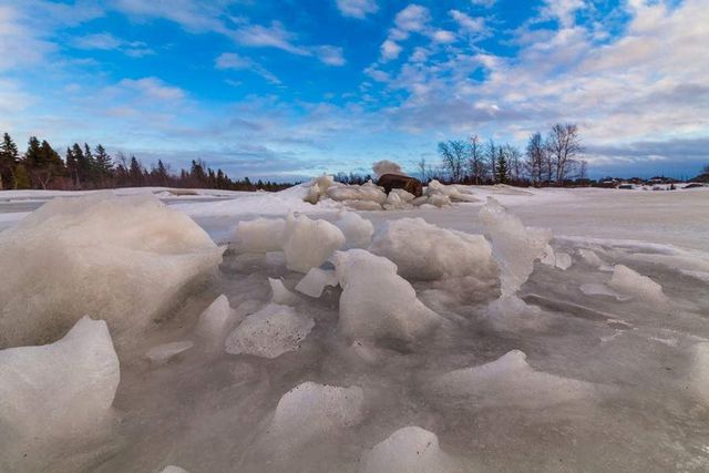 Так виглядає дивовижне замерзле Біле море - фото 311286