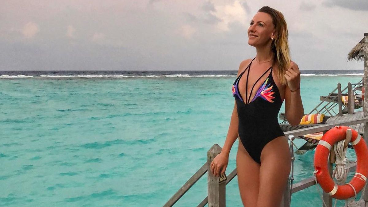 Леся Нікітюк в бікіні розбурхала мережу літнім знімком
