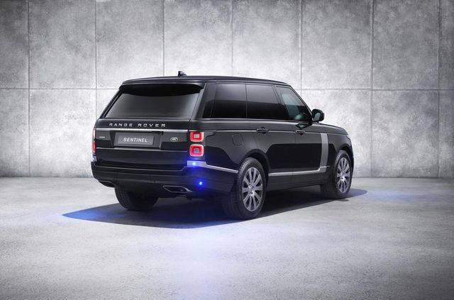 Range Rover Sentinel: тонна броні з потужним двигуном - фото 311639