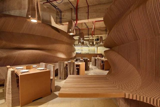 Як виглядає перше в світі картонне кафе - фото 311891