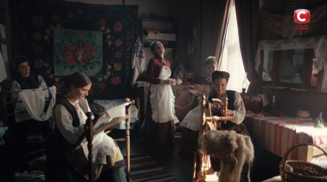 Кріпосні пліткують про Катю - фото 311955