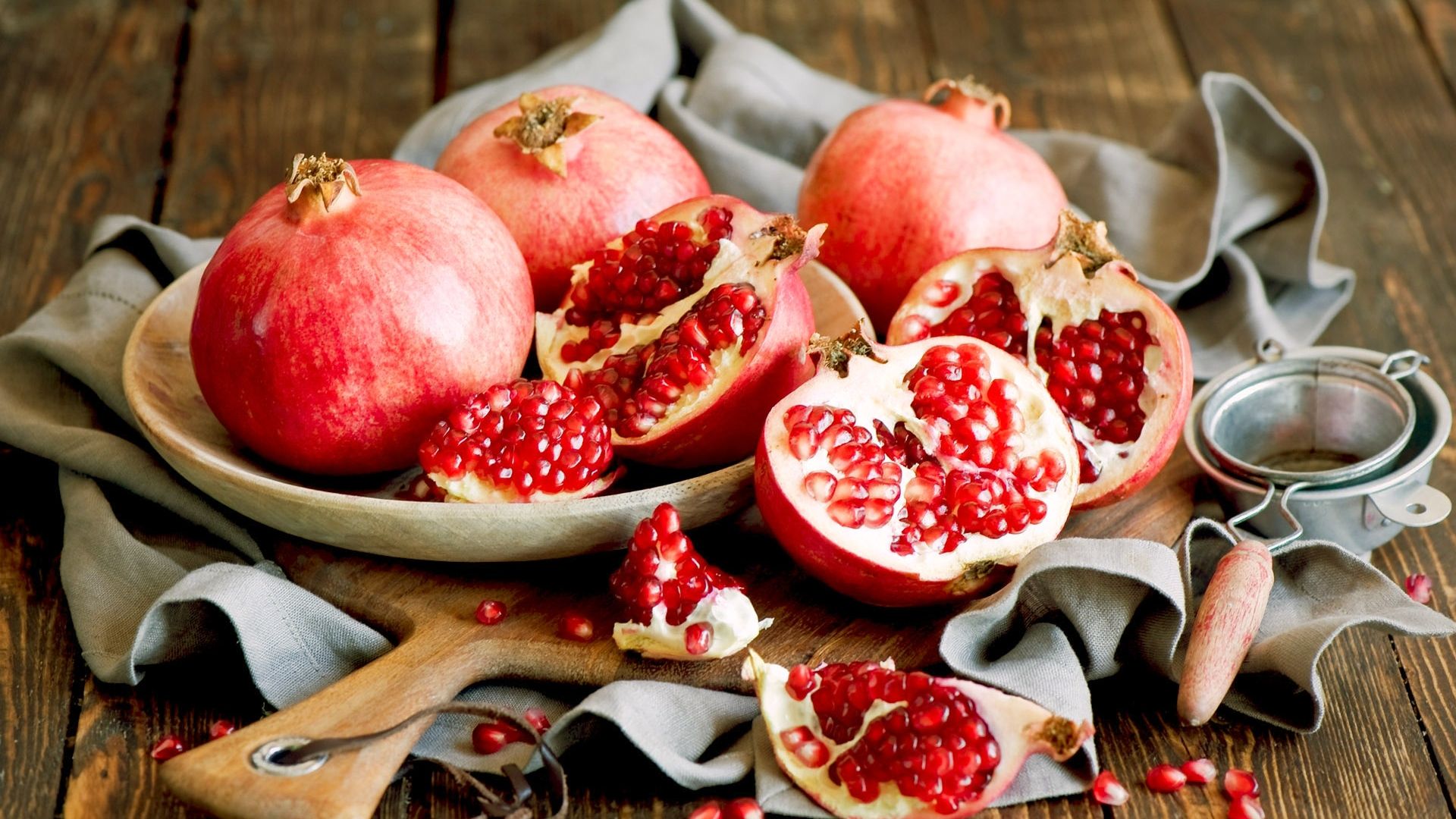 Як запросто почистити гранат: без бризок