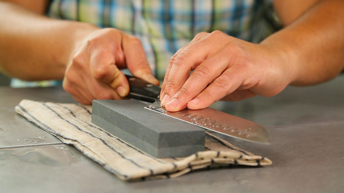 Всі кухонні ножі, які є у продажу, вже мають фабричну заточку - фото 1
