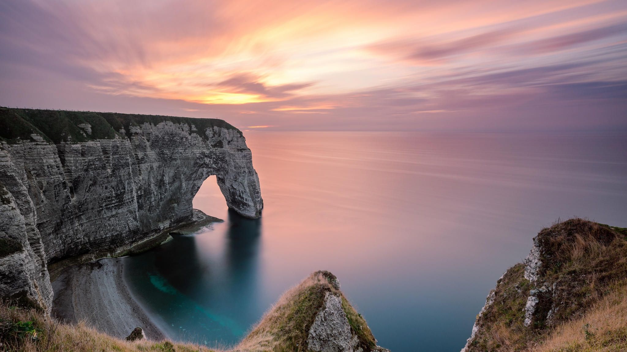 Так виглядають найкрасивіші в світі морські скелі
