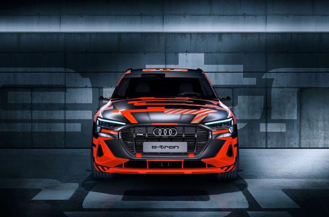 Audi показала прототип електричного e-tron Sportback - фото 313014