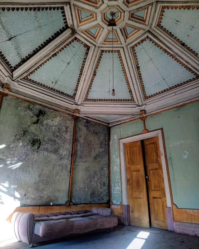 Не для туристів: занедбані місця Португалії, які повертає природа - фото 313044