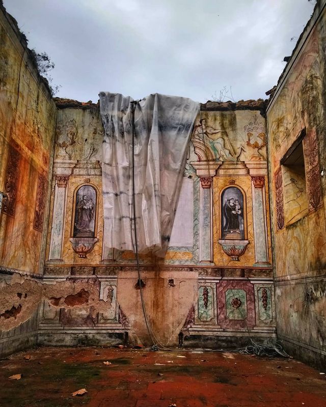 Не для туристів: занедбані місця Португалії, які повертає природа - фото 313053