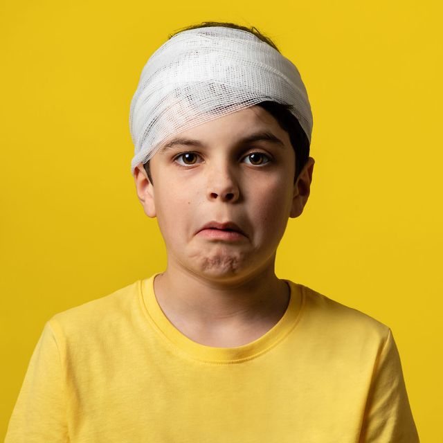 Діти відтворили свої улюблені смайлики: веселі фото - фото 313275