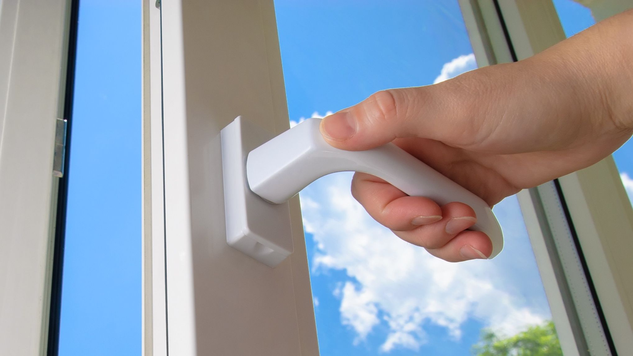 Постійний зимовий режим не дає надходити свіжому повітрю - фото 1