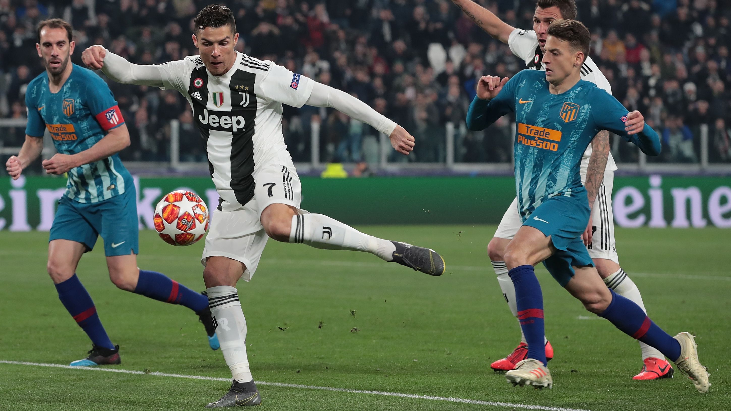 Роналду зробив хет-трик у матчі Ювентус – Атлетіко: відео голів