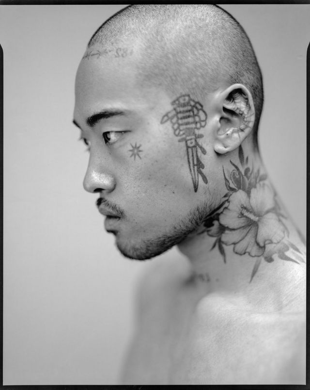 Незаконна краса: як корейці прикрашають себе татуюваннями - фото 313912