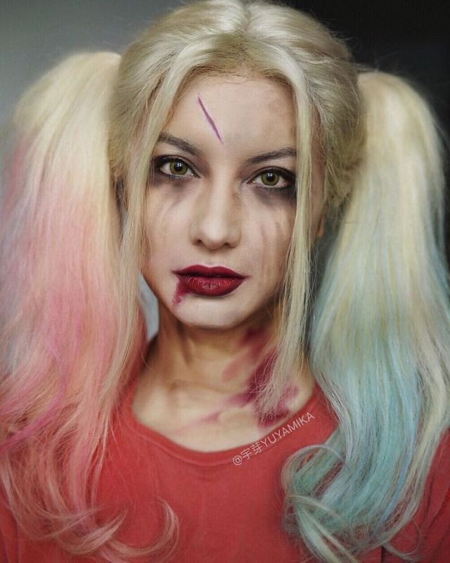 Китайська вчителька перетворюється у відомих людей: вражаючі фото - фото 313958