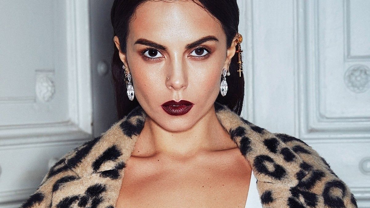 Настя Каменських зачарувала апетитними формами