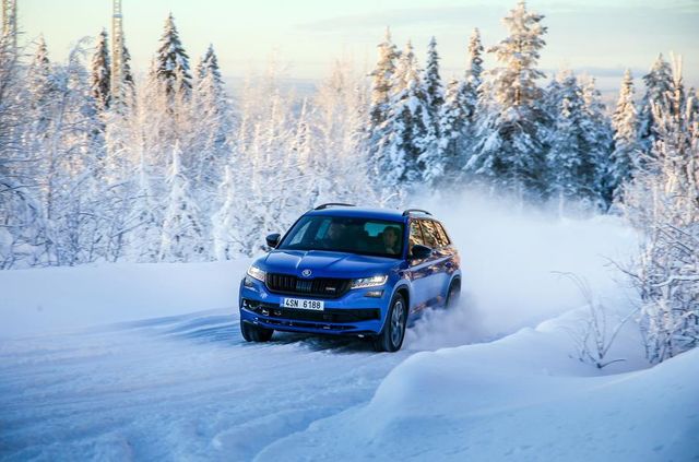 Skoda Kodiaq RS випробували за полярним колом - фото 314629
